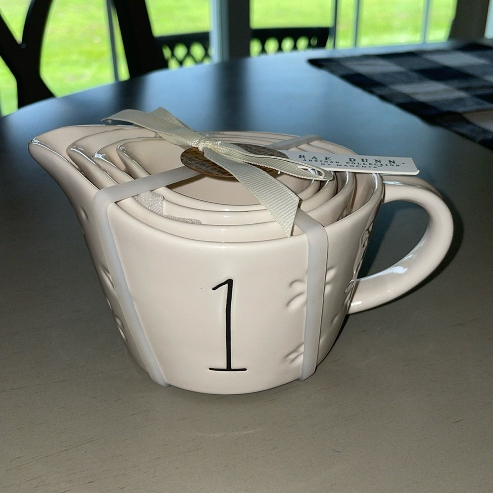 Rae Dunn Measuring Cups Embossed Flowers